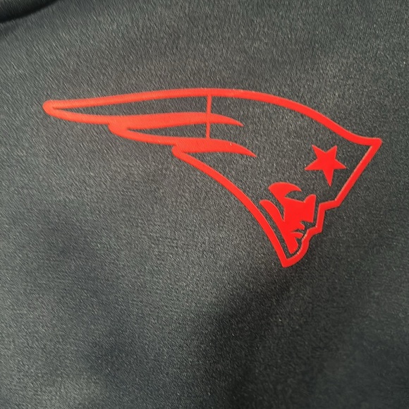 Nike New Englands Patriots Zip up Hoodie - Medium BNWT - Picture 4 of 8